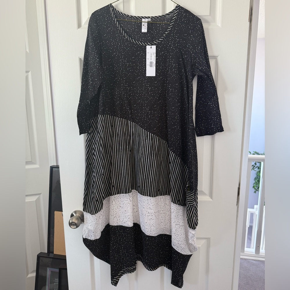 NEW✨Black and White Women's Dress